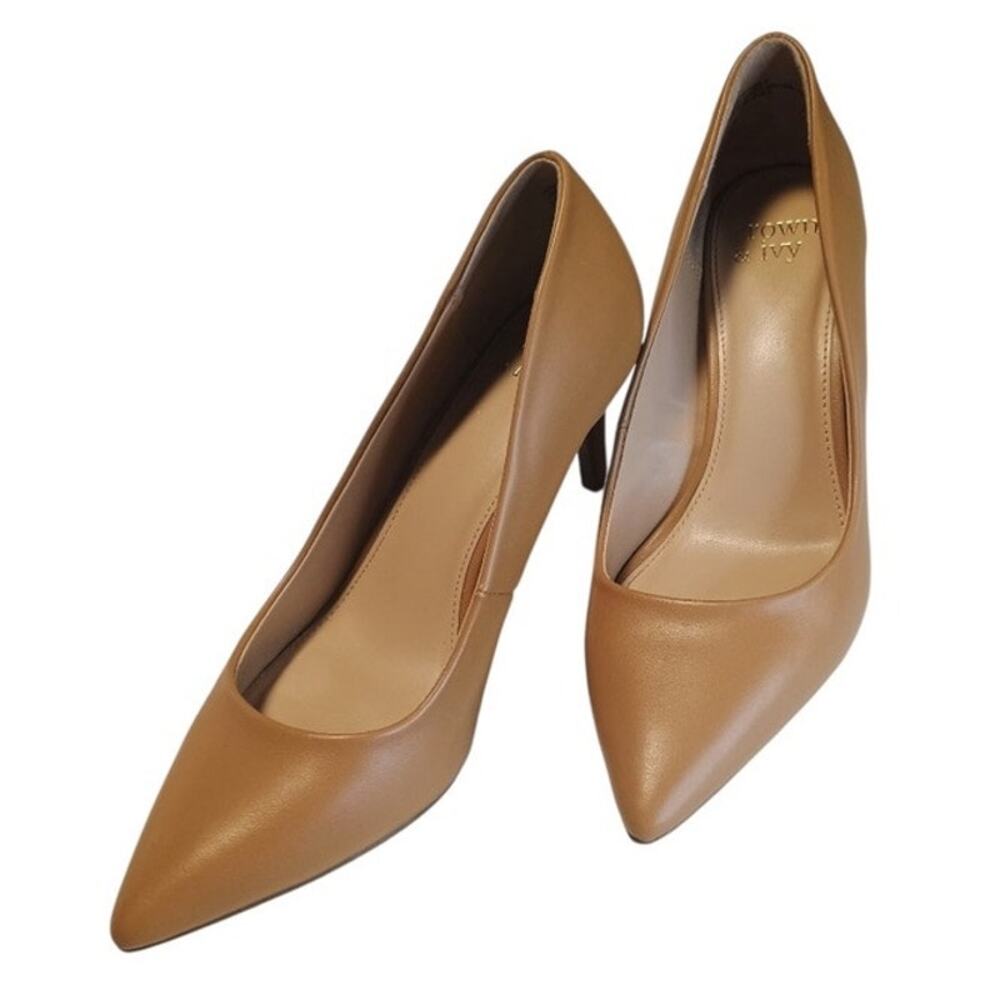 Crown & Ivy, beige tan classic pointed toe pump 2” heel, women’s size 8 - Picture 3 of 12